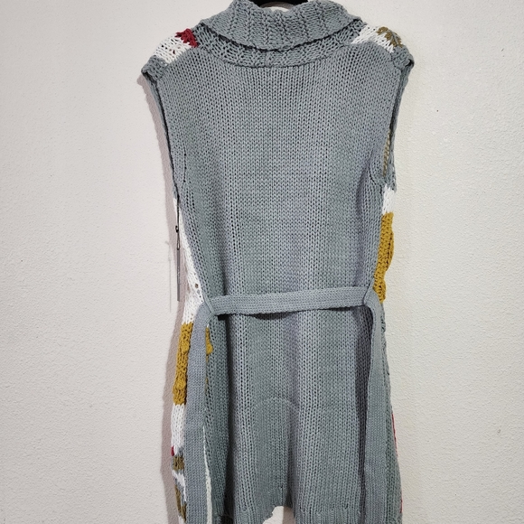 Vertigo sleeveless sweater NWT - Picture 5 of 10